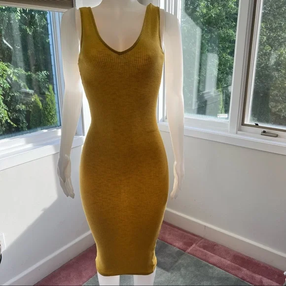 AKIRA Dresses New Akira Bodycon Maxi Dress In Yellow Small